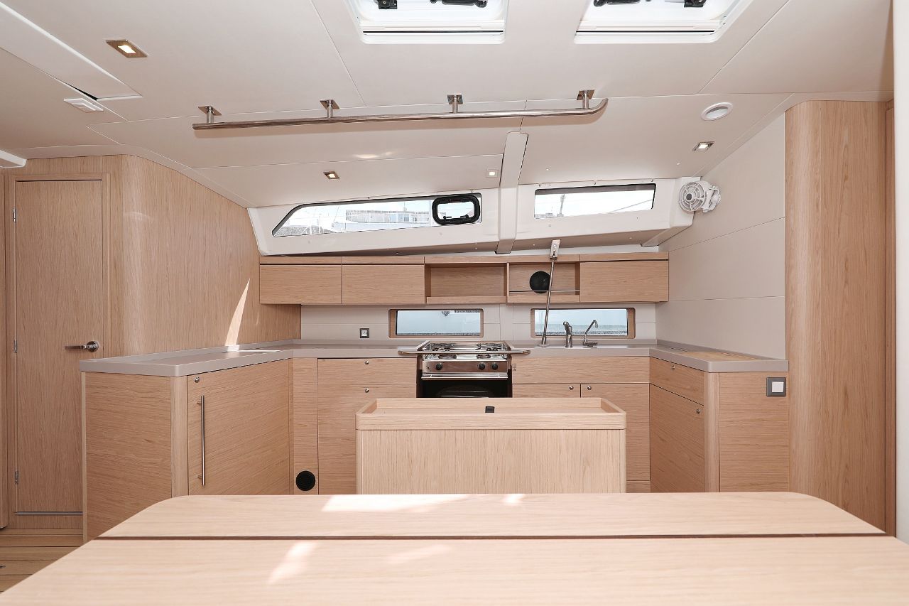 Oceanis 46.1 — photo 9