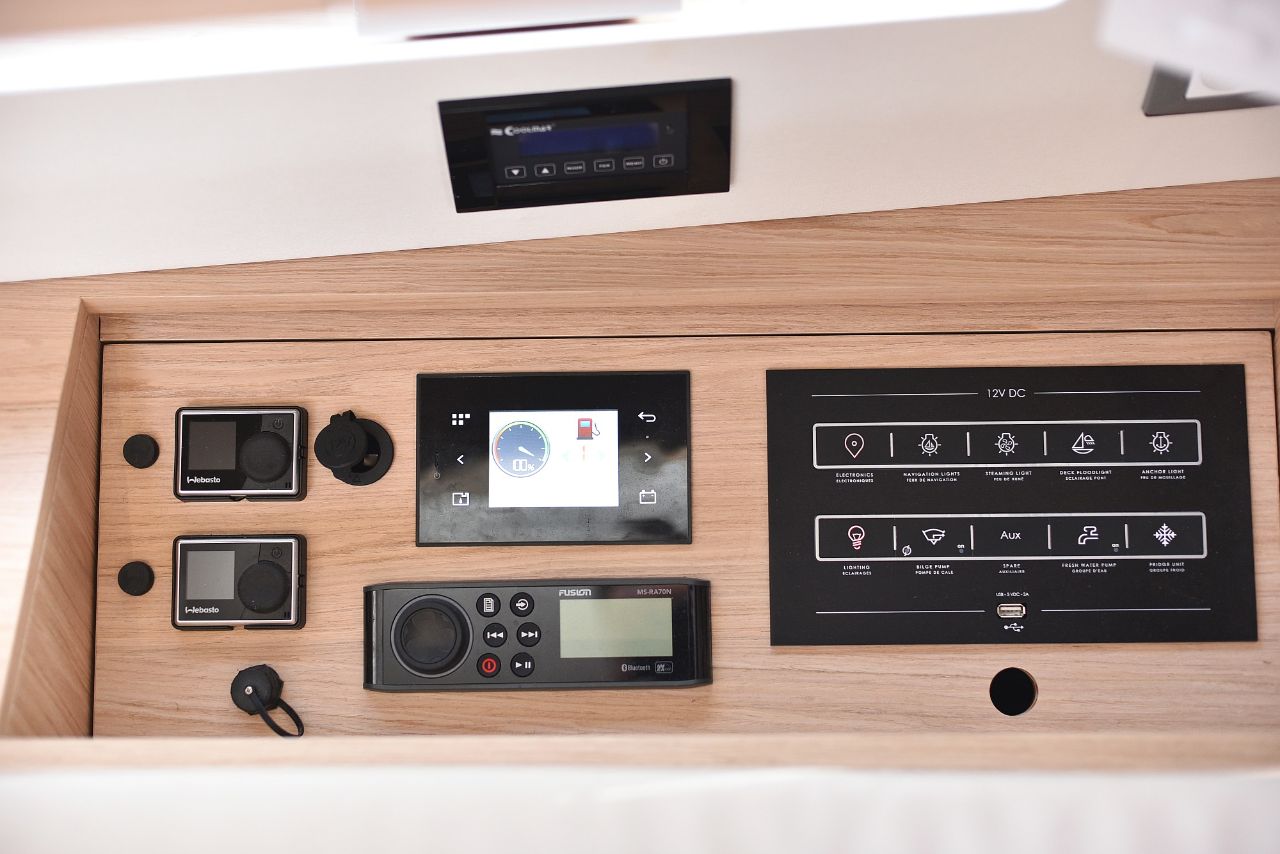 Oceanis 46.1 — photo 11