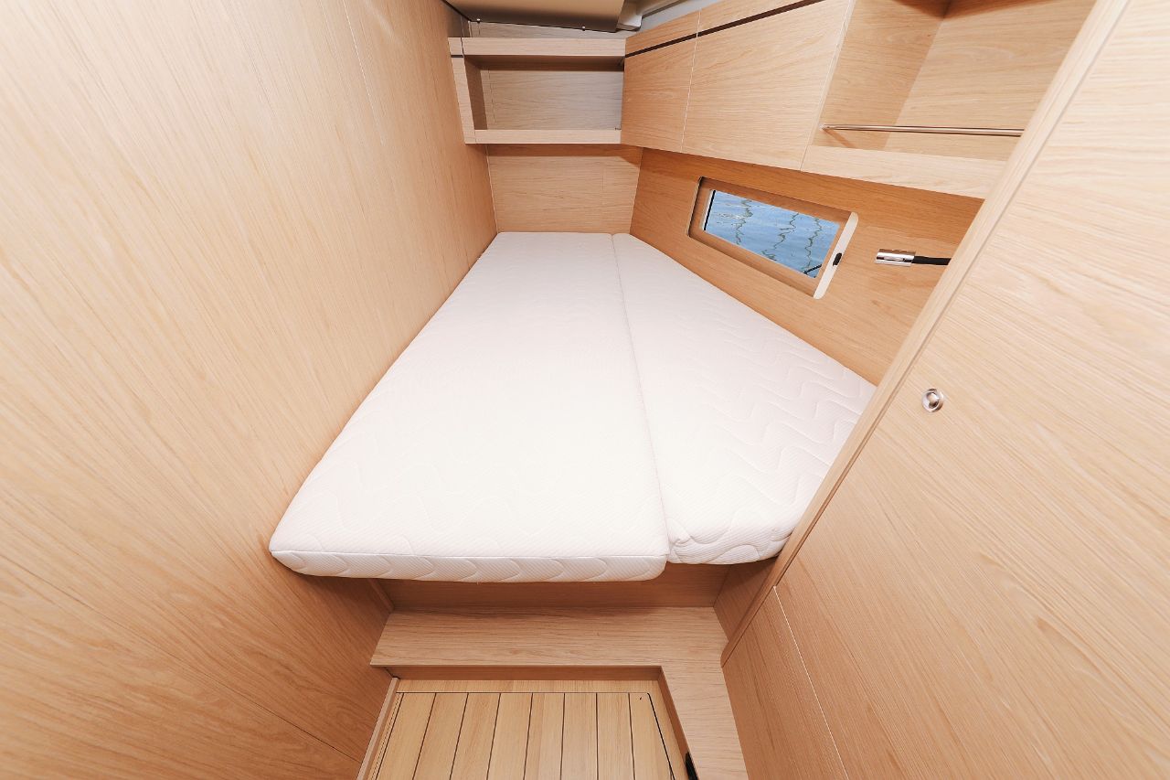 Oceanis 46.1 — photo 18