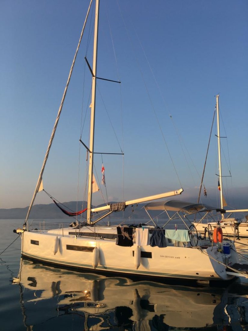 Sun Odyssey 440 - 4 cab. — photo 3