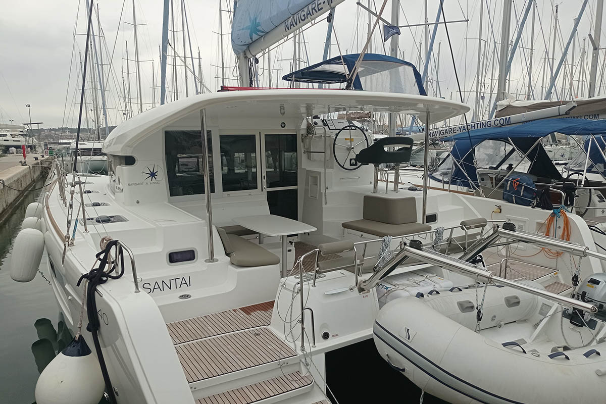 Lagoon 40 - 4 + 2 cab — photo 4