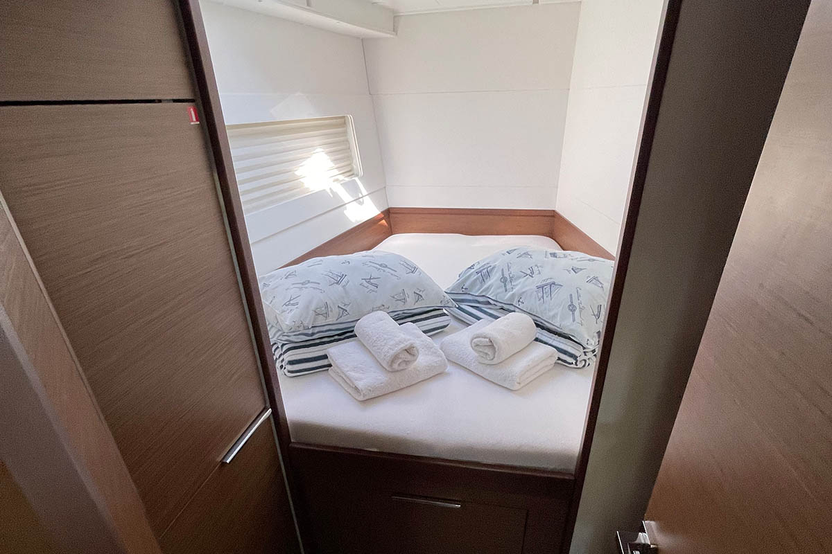 Lagoon 40 - 4 + 2 cab — photo 28