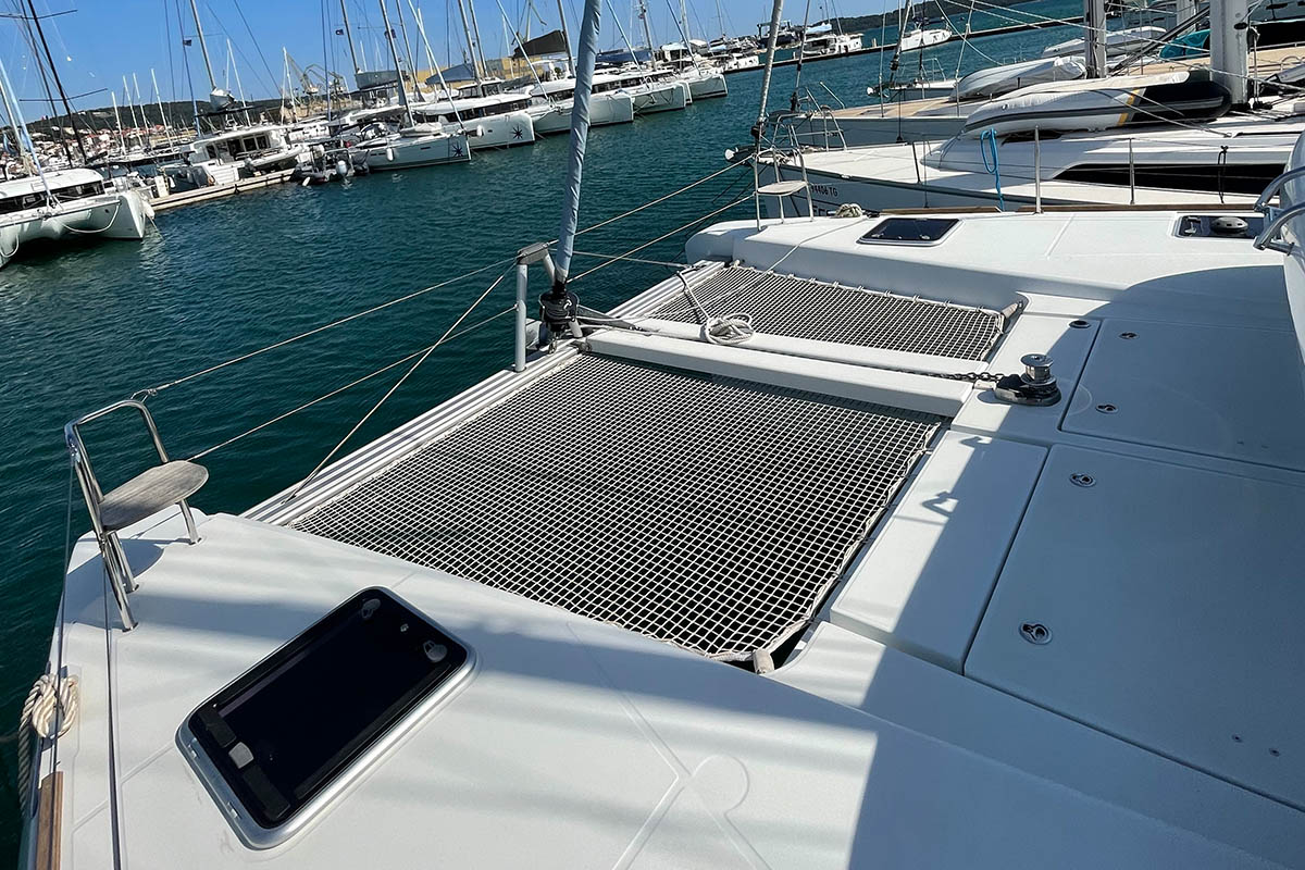 Lagoon 40 - 4 + 2 cab — photo 7