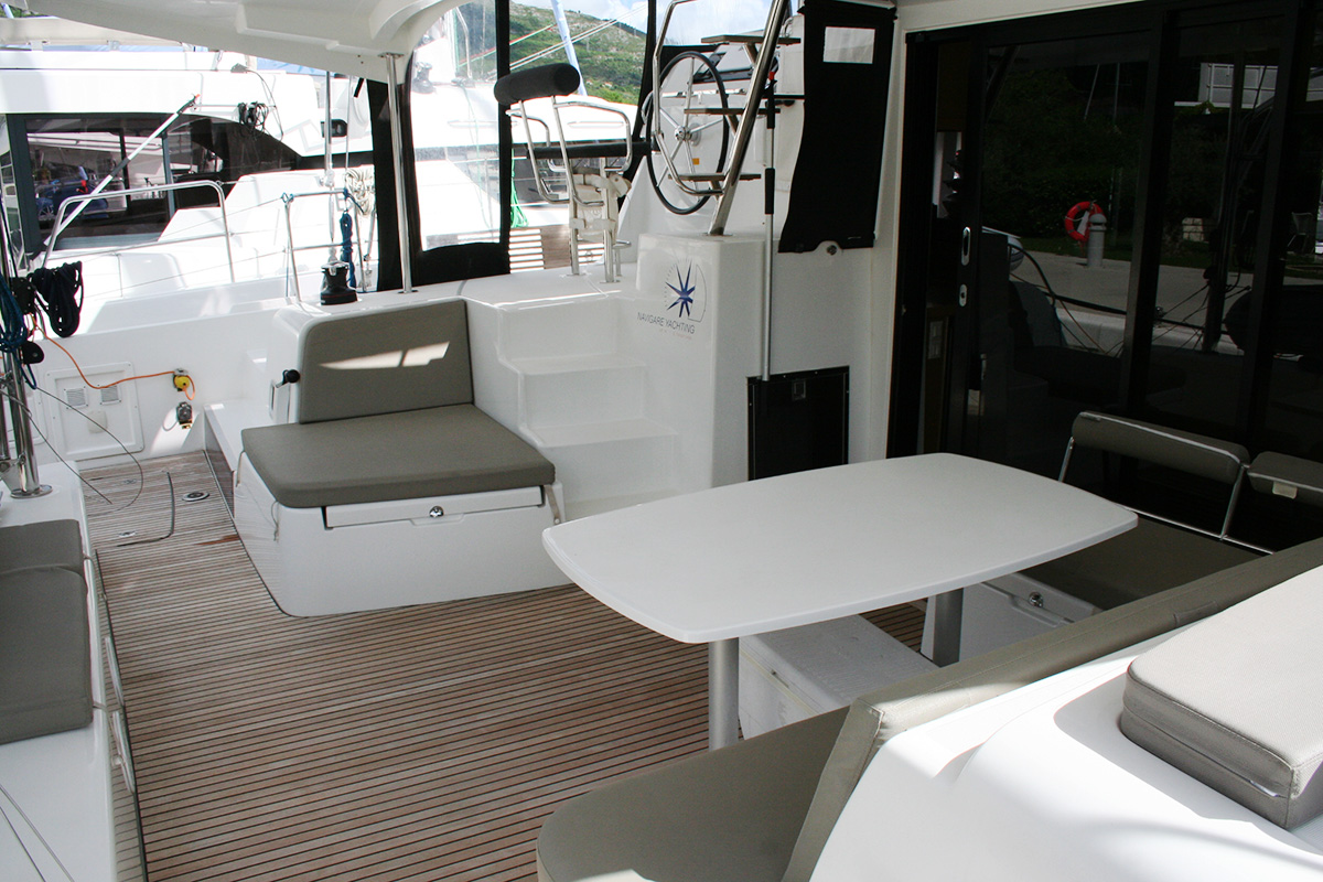 Lagoon 42 - 4 + 2 cab. — photo 4