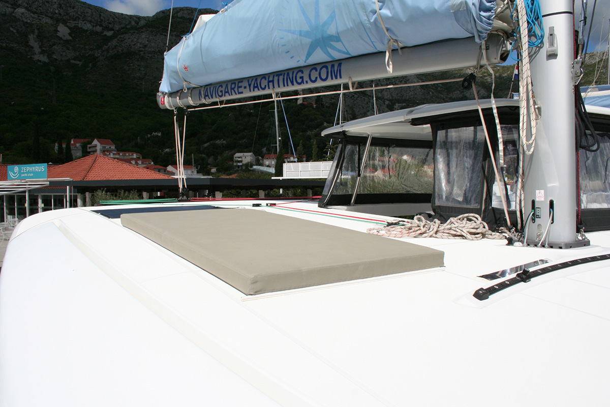 Lagoon 42 - 4 + 2 cab. — photo 13