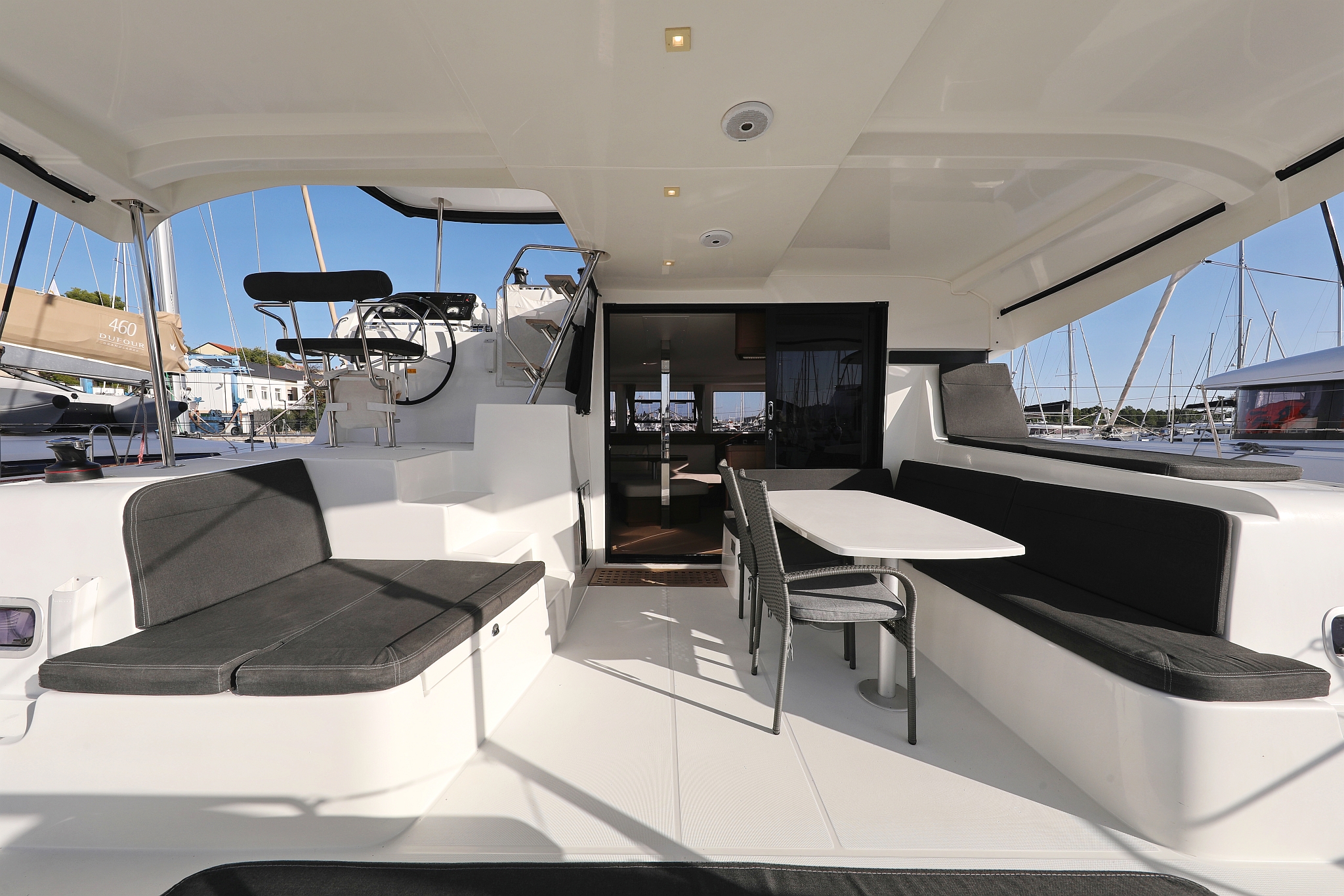 Lagoon 42 - 4 + 2 cab. — photo 5