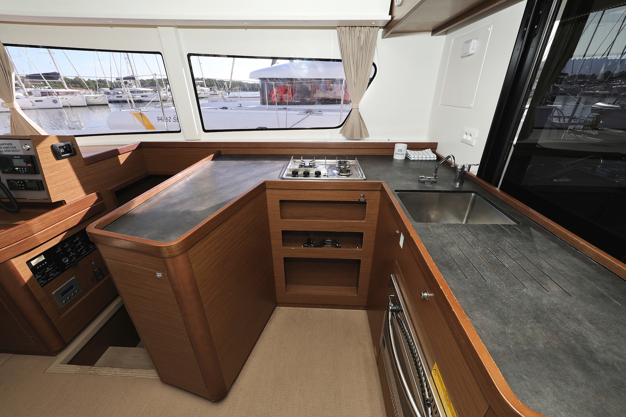 Lagoon 42 - 4 + 2 cab. — photo 16
