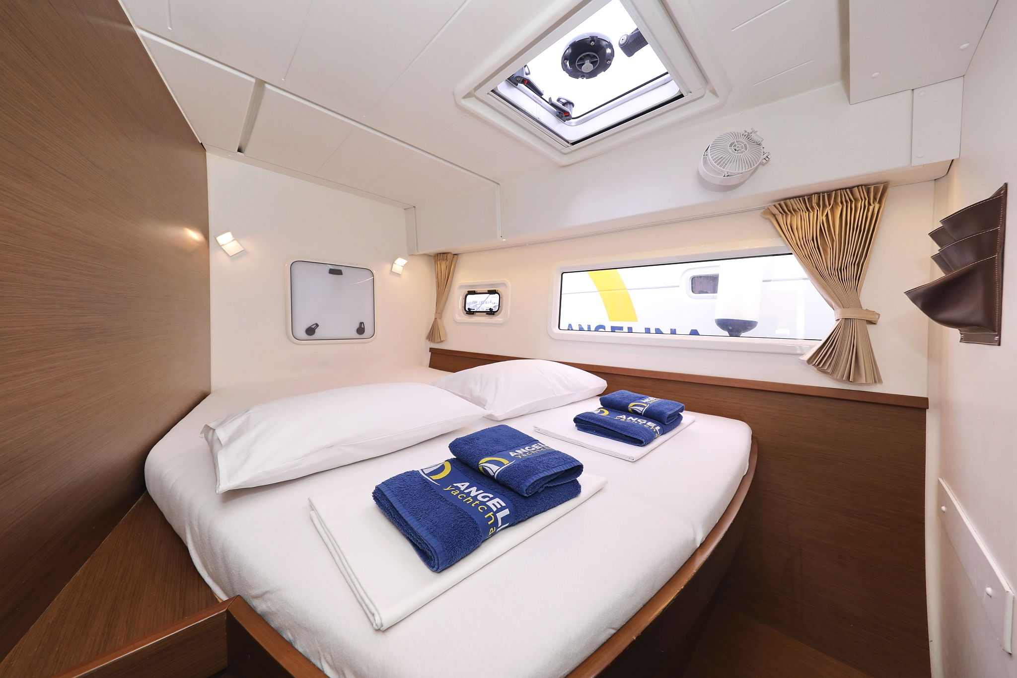 Lagoon 42 - 4 + 2 cab. — photo 22
