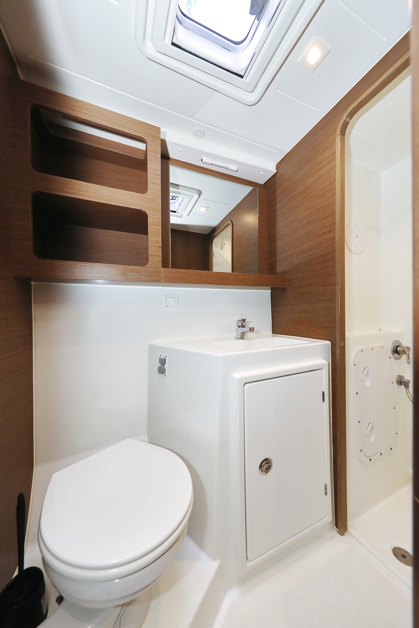 Lagoon 42 - 4 + 2 cab. — photo 35