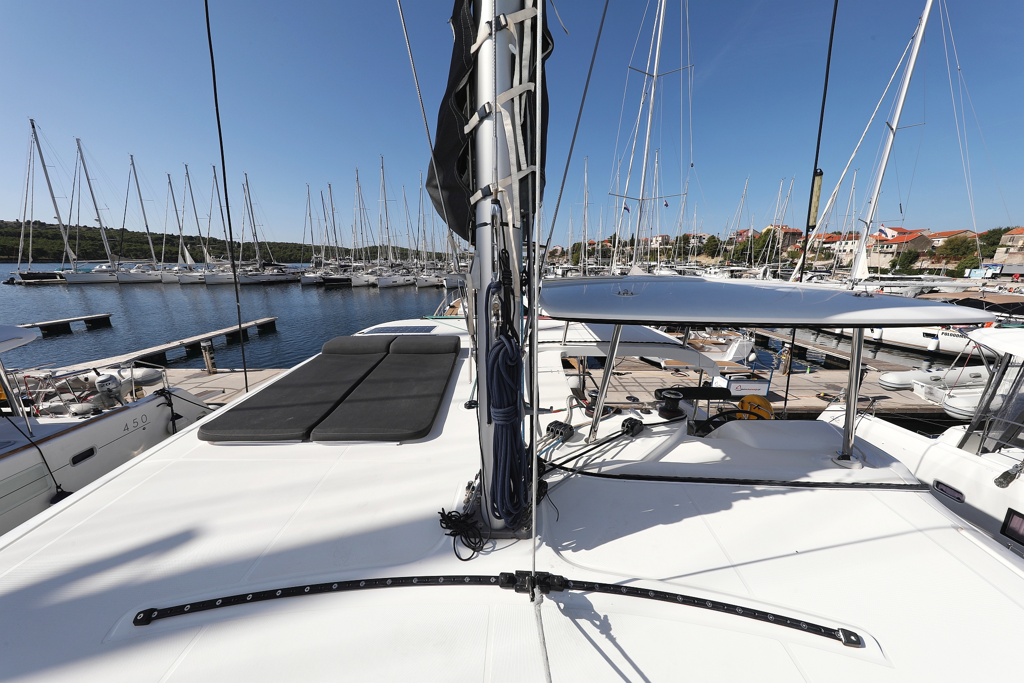 Lagoon 42 - 4 + 2 cab. — photo 47