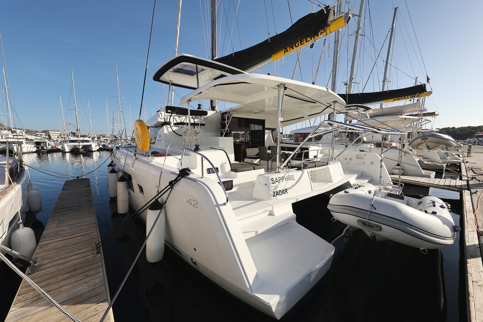 Lagoon 42 - 4 + 2 cab. — photo 49