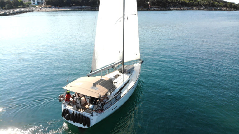 Sun Odyssey 419 - 3 cab. — photo 6