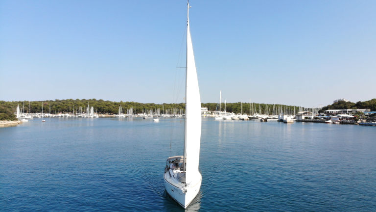 Sun Odyssey 419 - 3 cab. — photo 7