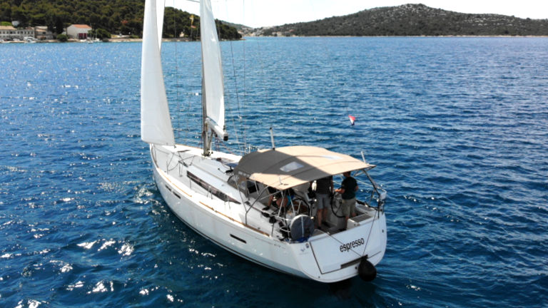 Sun Odyssey 419 - 3 cab. — photo 6