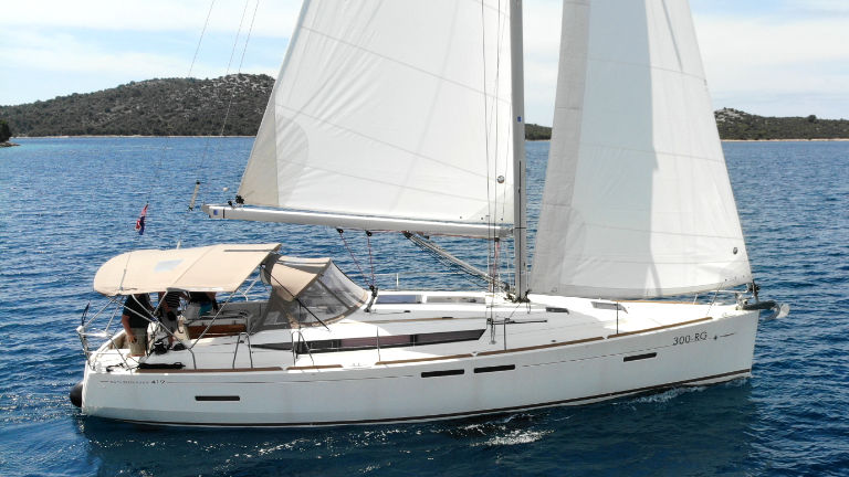 Sun Odyssey 419 - 3 cab. — photo 8