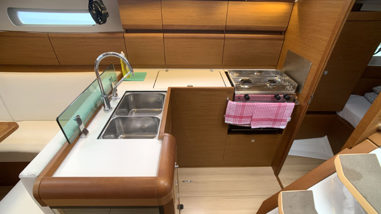 Sun Odyssey 419 - 3 cab. — photo 13