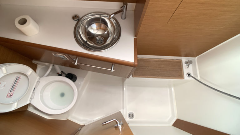 Sun Odyssey 419 - 3 cab. — photo 20