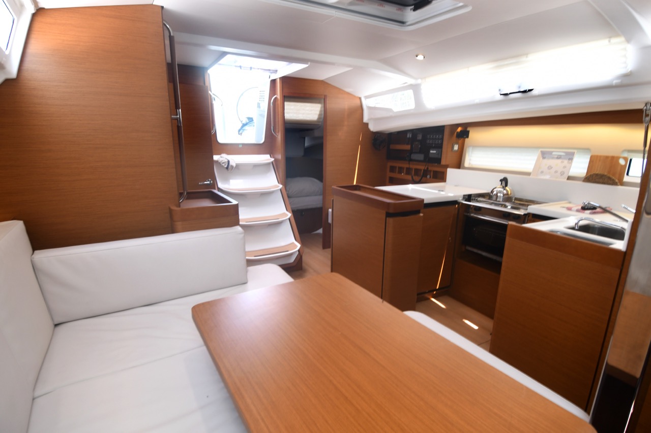 Sun Odyssey 440 - 4 cab. — photo 6