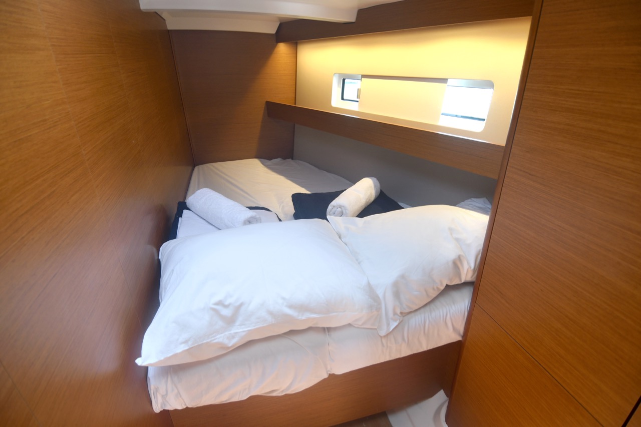 Sun Odyssey 440 - 4 cab. — photo 9