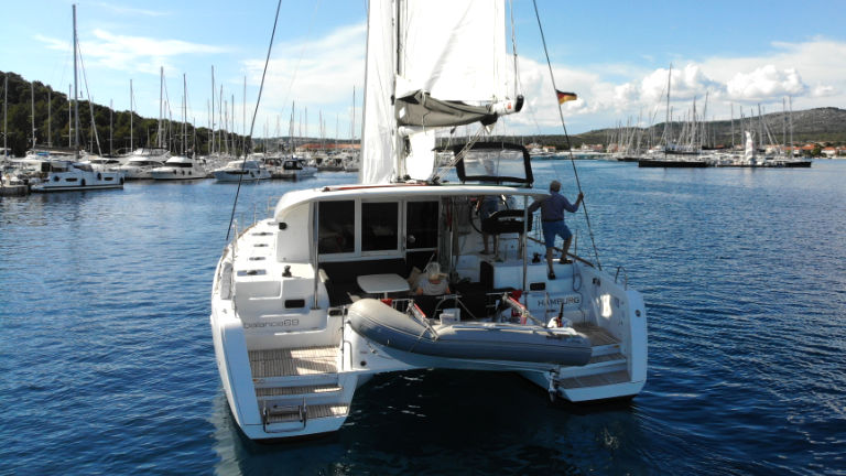Lagoon 40 - 4 + 1 cab. — photo 12