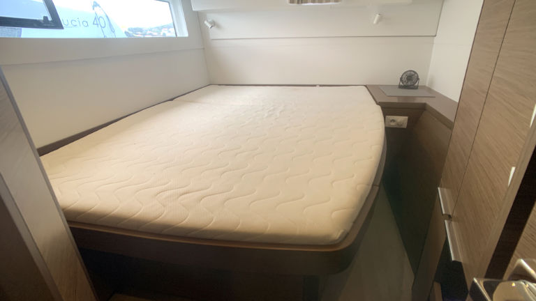 Lagoon 40 - 4 + 1 cab. — photo 23