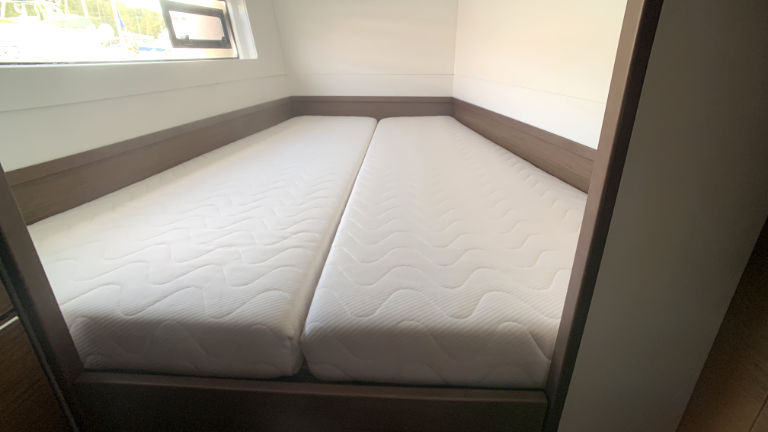 Lagoon 40 - 4 + 1 cab. — photo 26