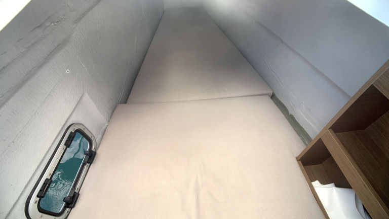 Lagoon 40 - 4 + 1 cab. — photo 27