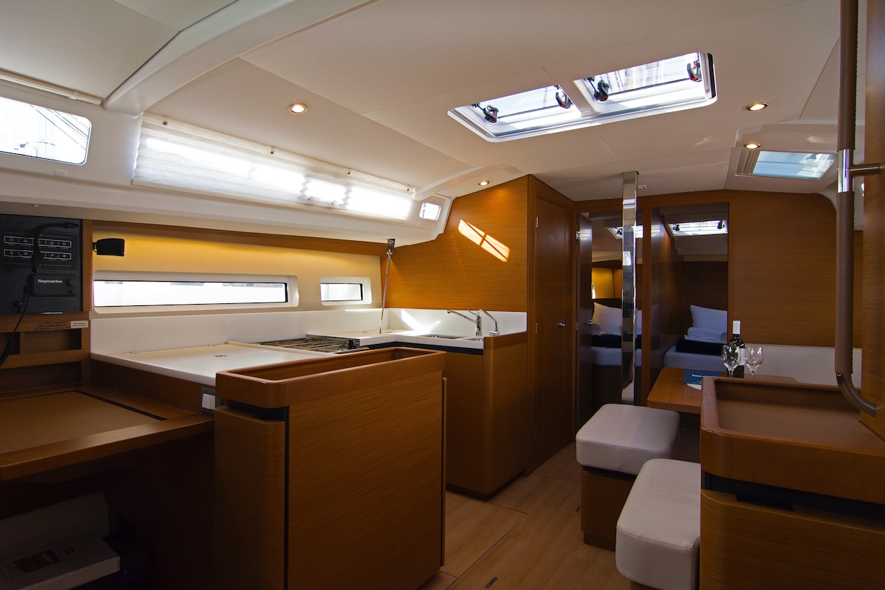 Sun Odyssey 440 - 4 cab. — photo 8