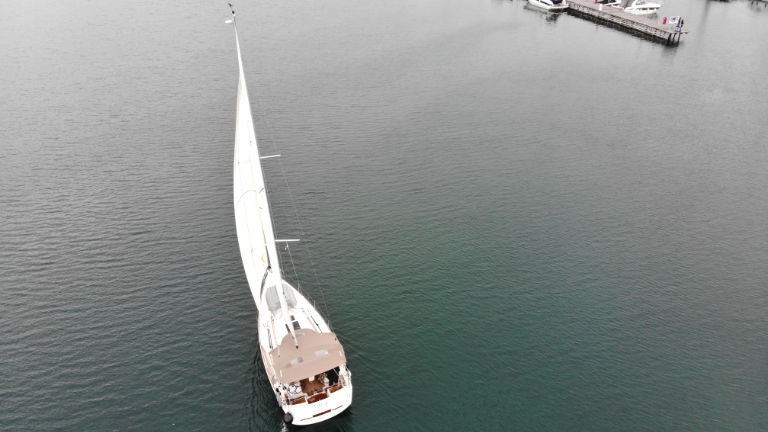 Sun Odyssey 389 - 2 cab. — photo 8
