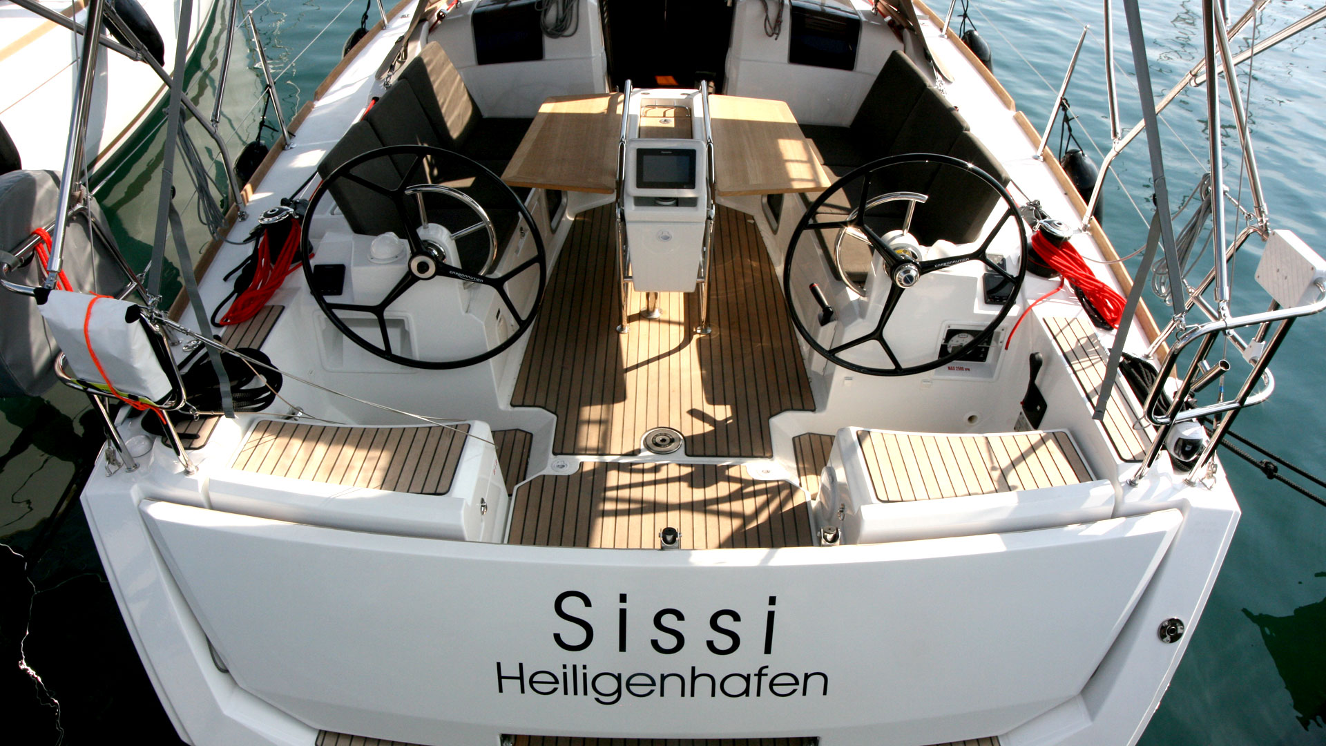 Sun Odyssey 389 — photo 1