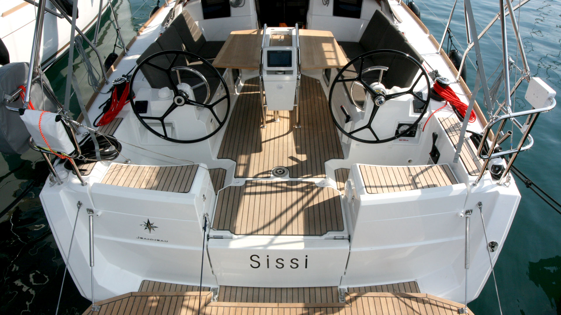 Sun Odyssey 389 — photo 3