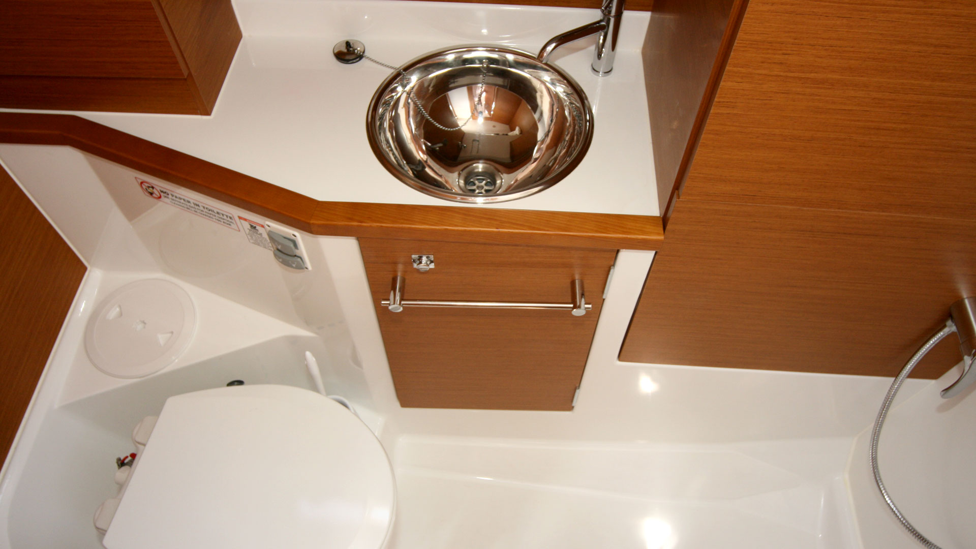 Sun Odyssey 389 — photo 18