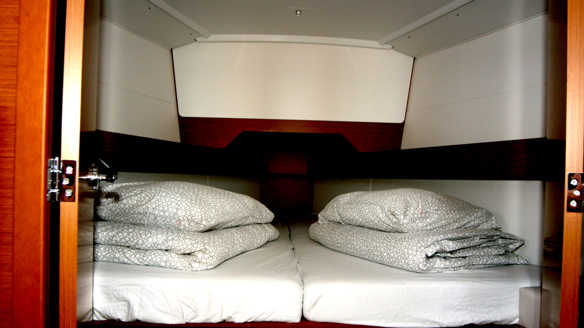 Sun Odyssey 349 - 2 cab. — photo 13