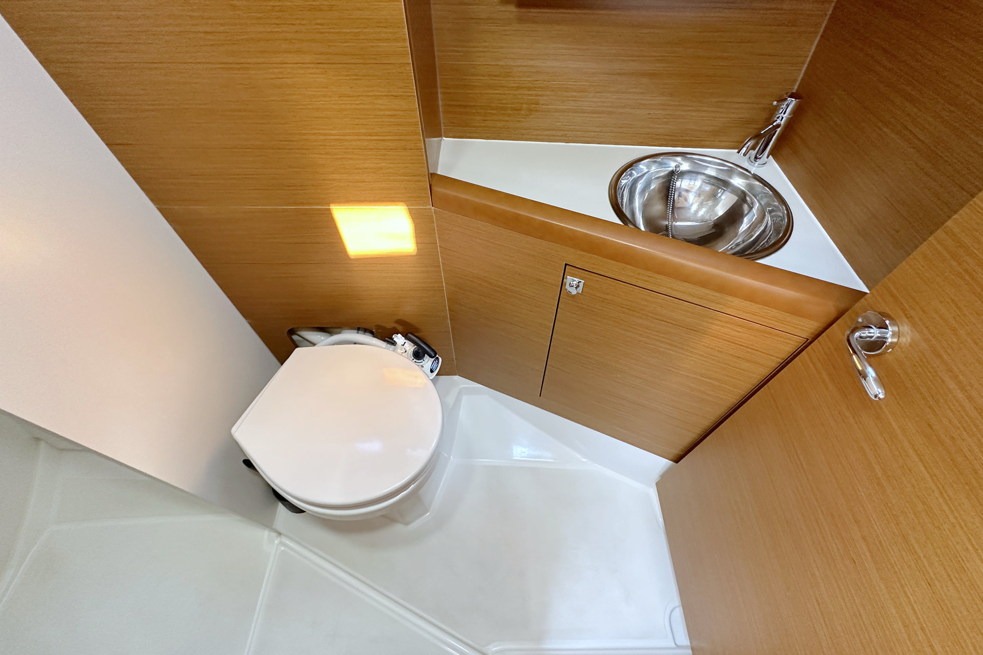 Sun Odyssey 349 - 2 cab. — photo 15
