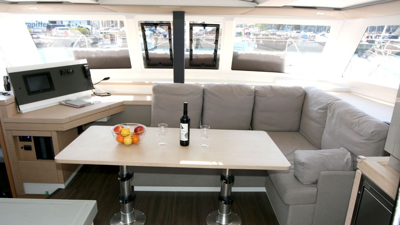 Fountaine Pajot Lucia 40 - 4 cab. — photo 8