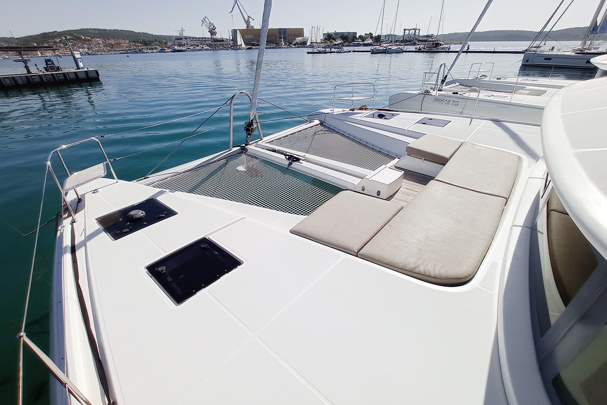 Lagoon 50 - 6 + 1 cab. — photo 14