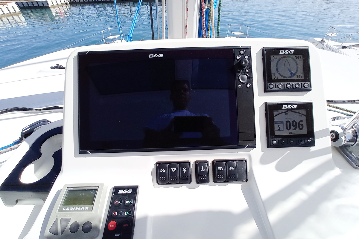 Lagoon 50 - 6 + 1 cab. — photo 22