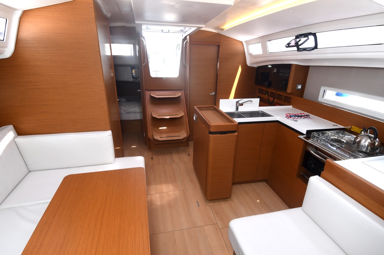 Sun Odyssey 410 - 3 cab. — photo 5