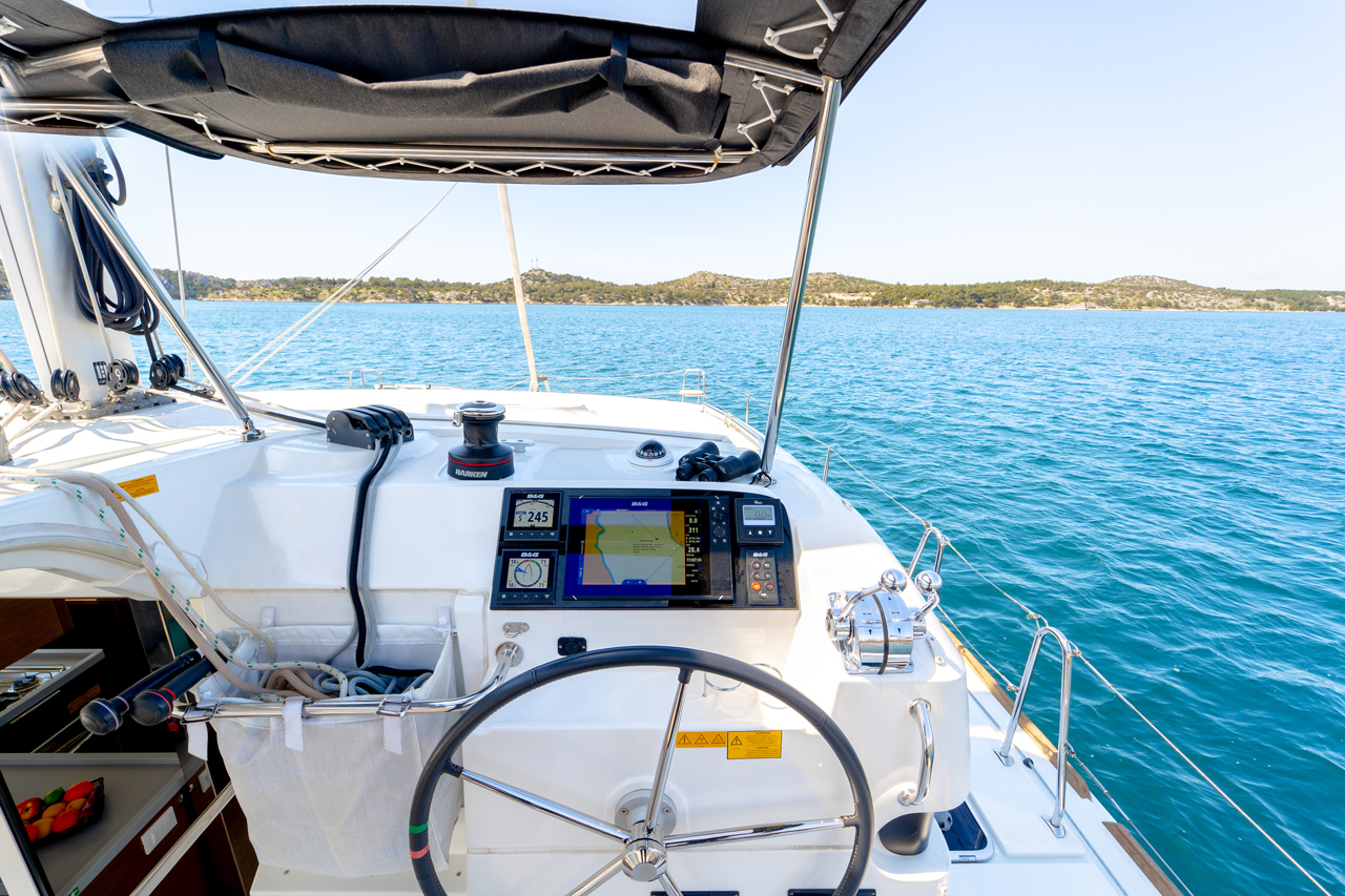 Lagoon 40 - 3 + 2 cab — photo 9