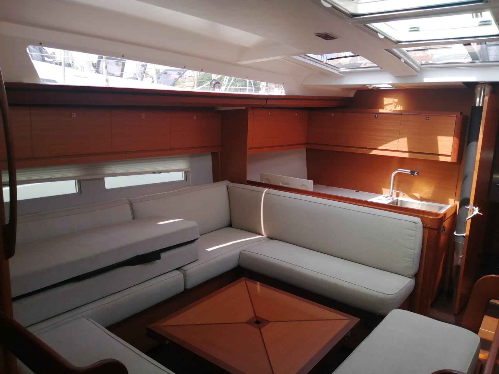 Dufour 520 GL — photo 6