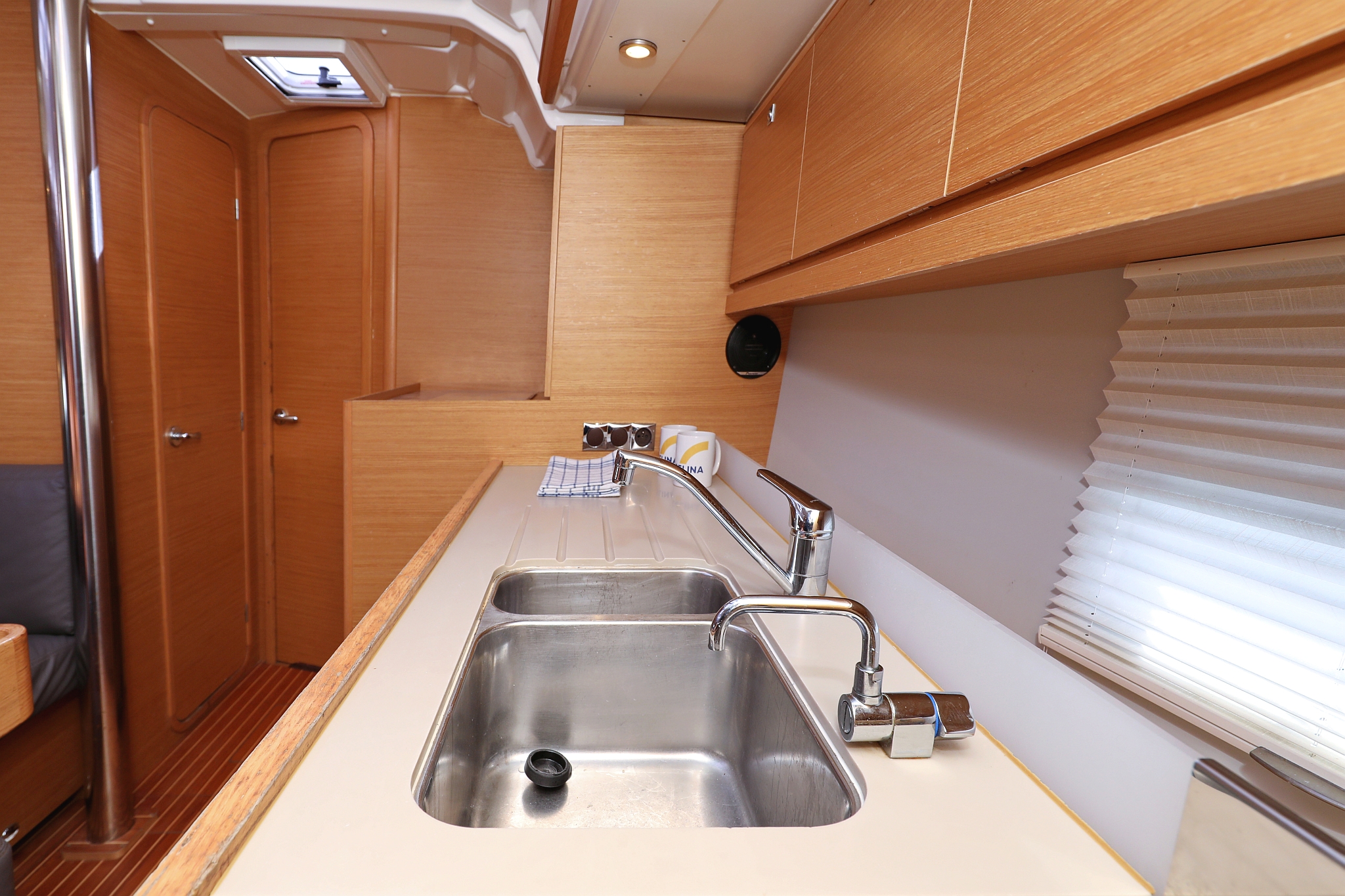 Dufour 430 GL — photo 17