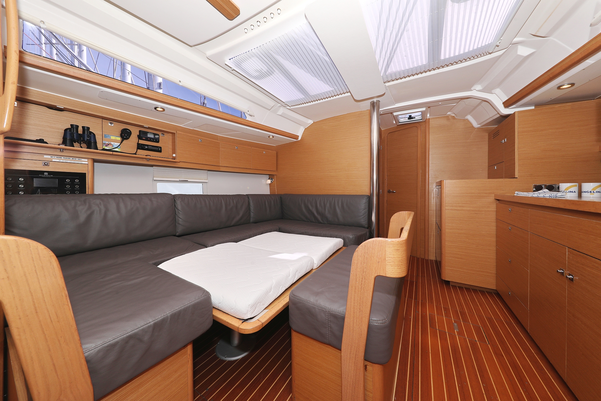 Dufour 430 GL — photo 42