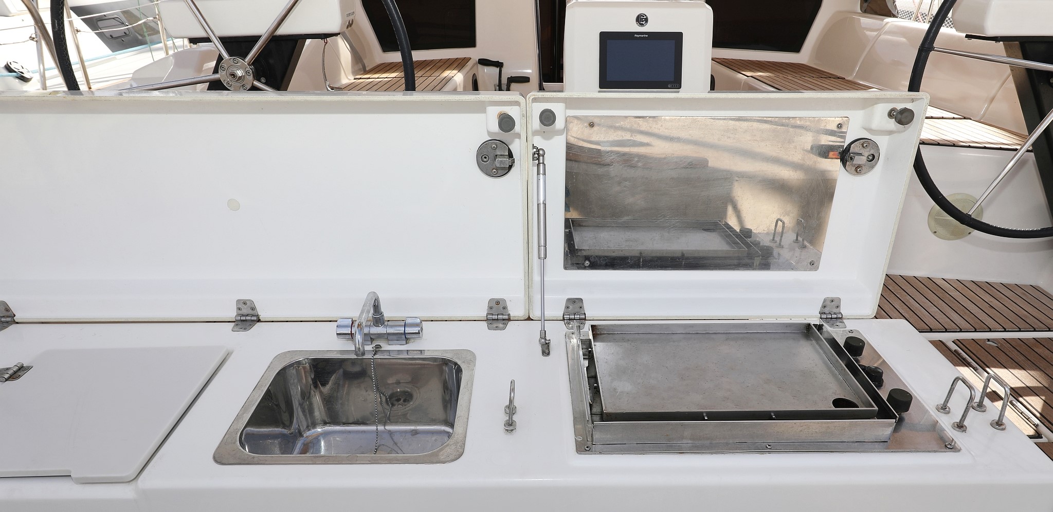 Dufour 430 GL — photo 49