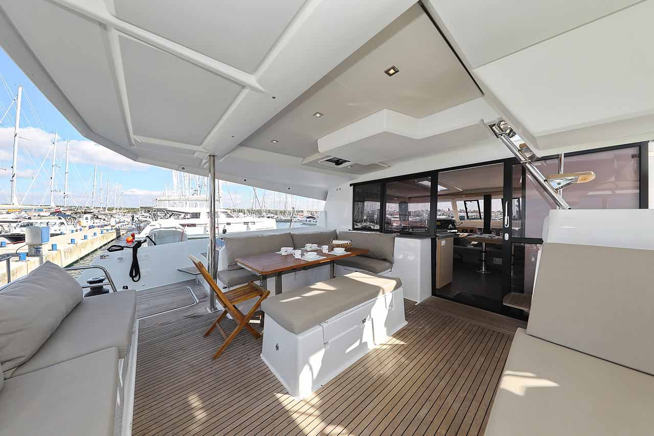 Fountaine Pajot Saona 47 Quintet - 5 + 1 cab. — photo 10