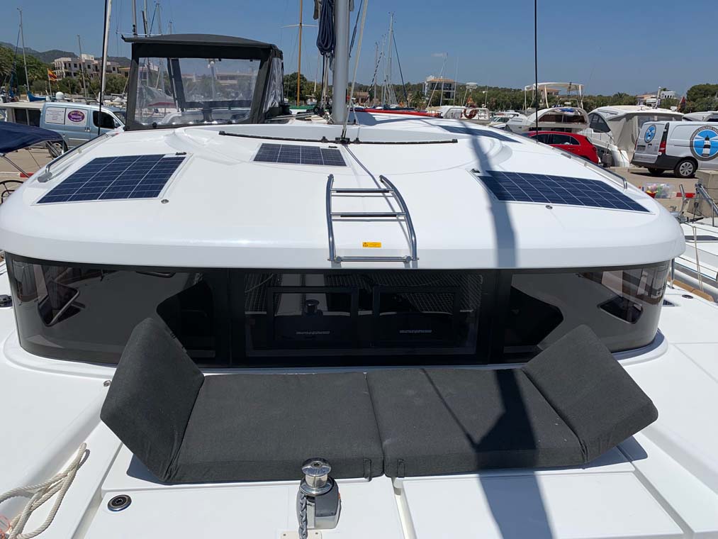 Lagoon 40 - 4 + 2 cab — photo 5