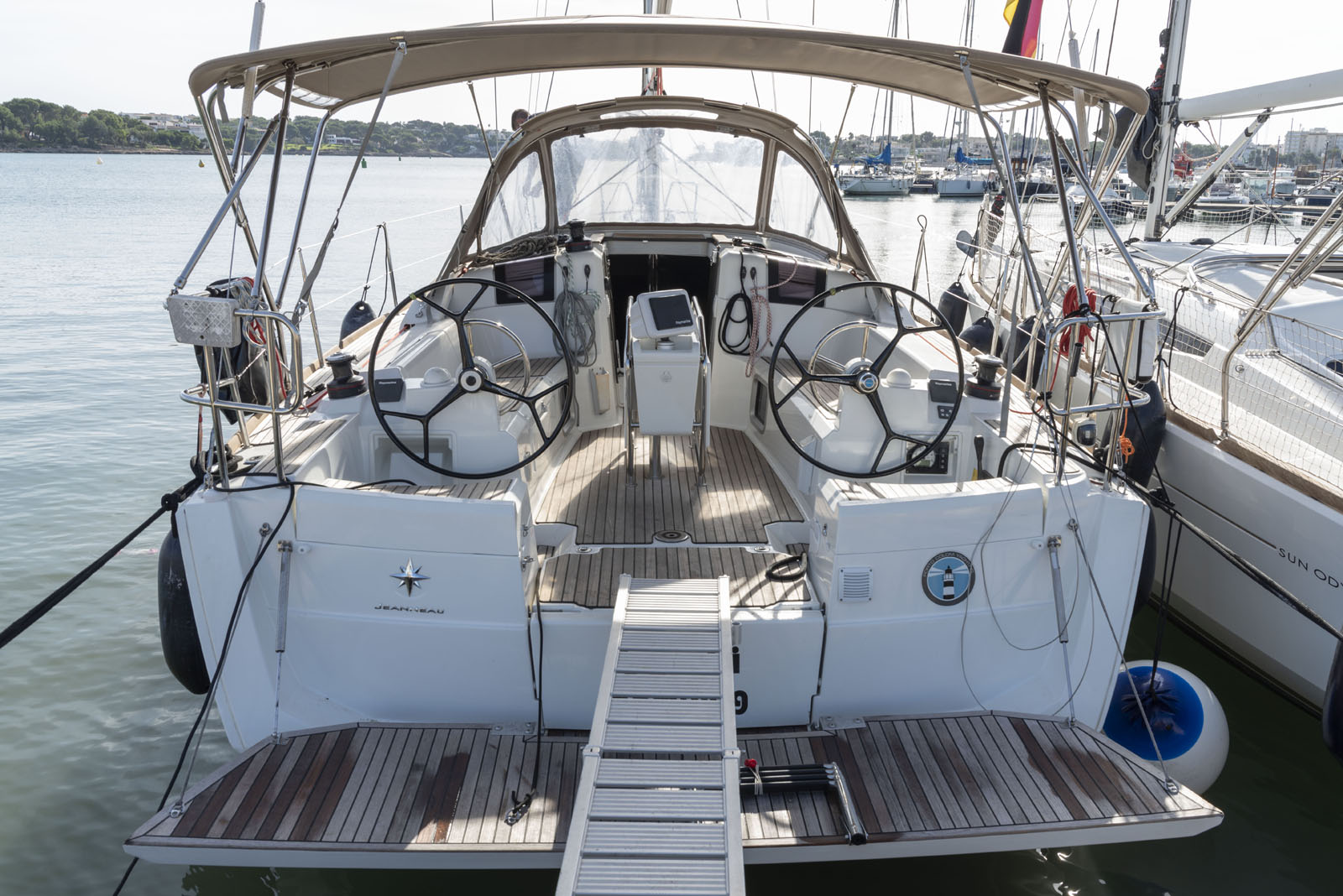 Sun Odyssey 389 — photo 3