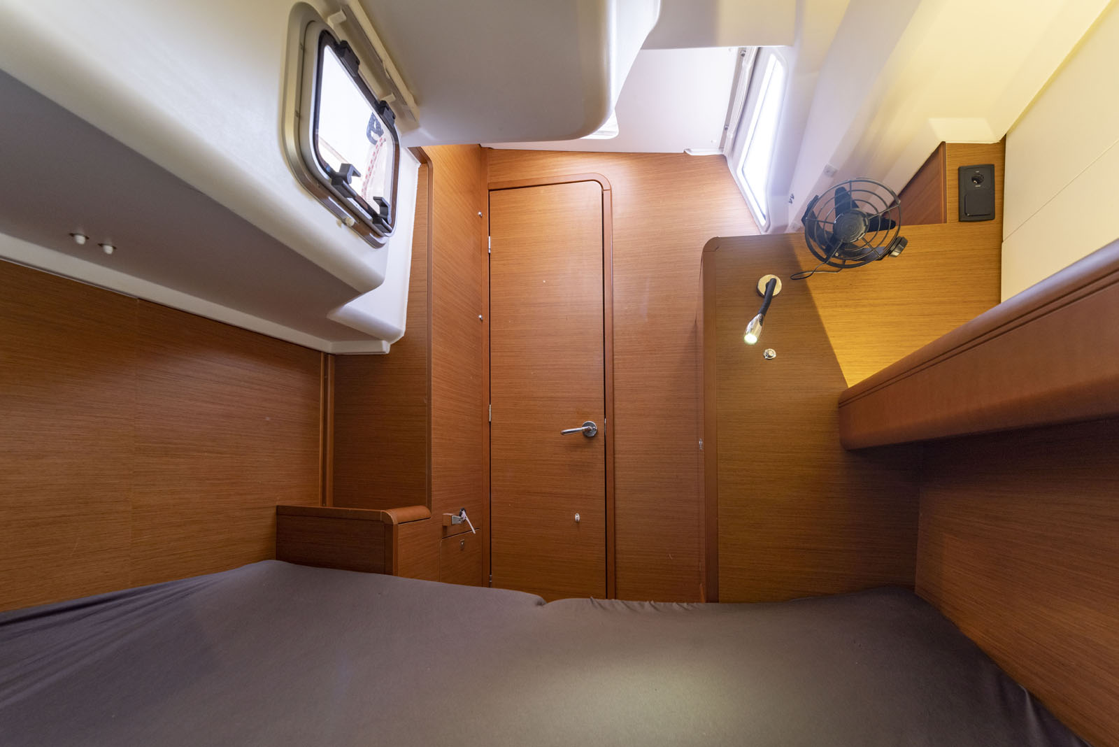 Sun Odyssey 389 — photo 11