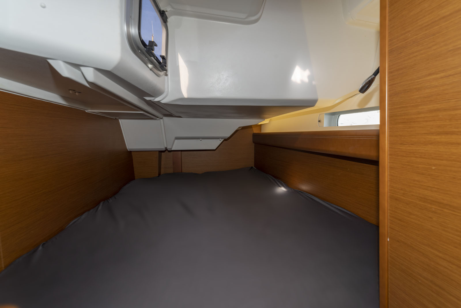 Sun Odyssey 389 — photo 13