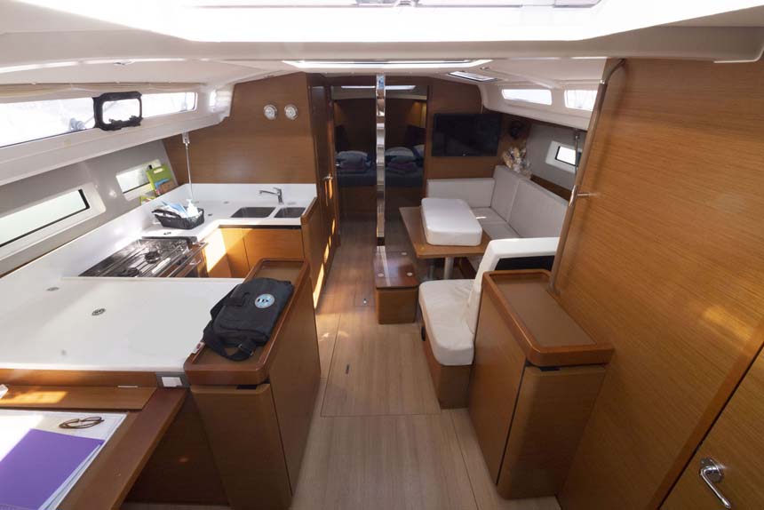 Sun Odyssey 440 - 4 cab. — photo 8
