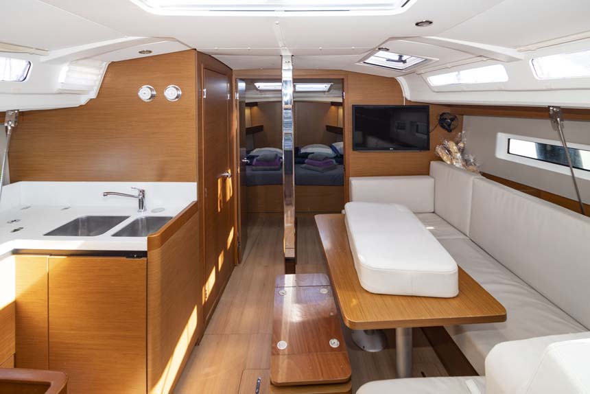 Sun Odyssey 440 - 4 cab. — photo 10